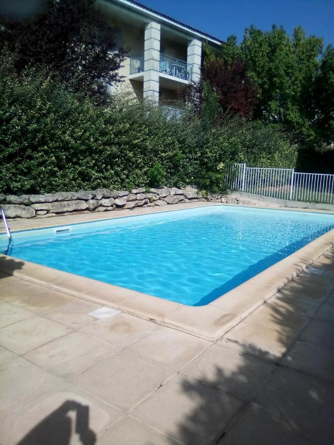 Appartement 1 Chambre Avec Piscine Uzès Esterno foto