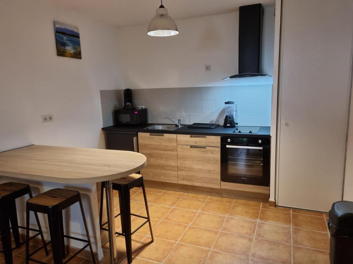 Appartement 1 Chambre Avec Piscine Uzès Esterno foto